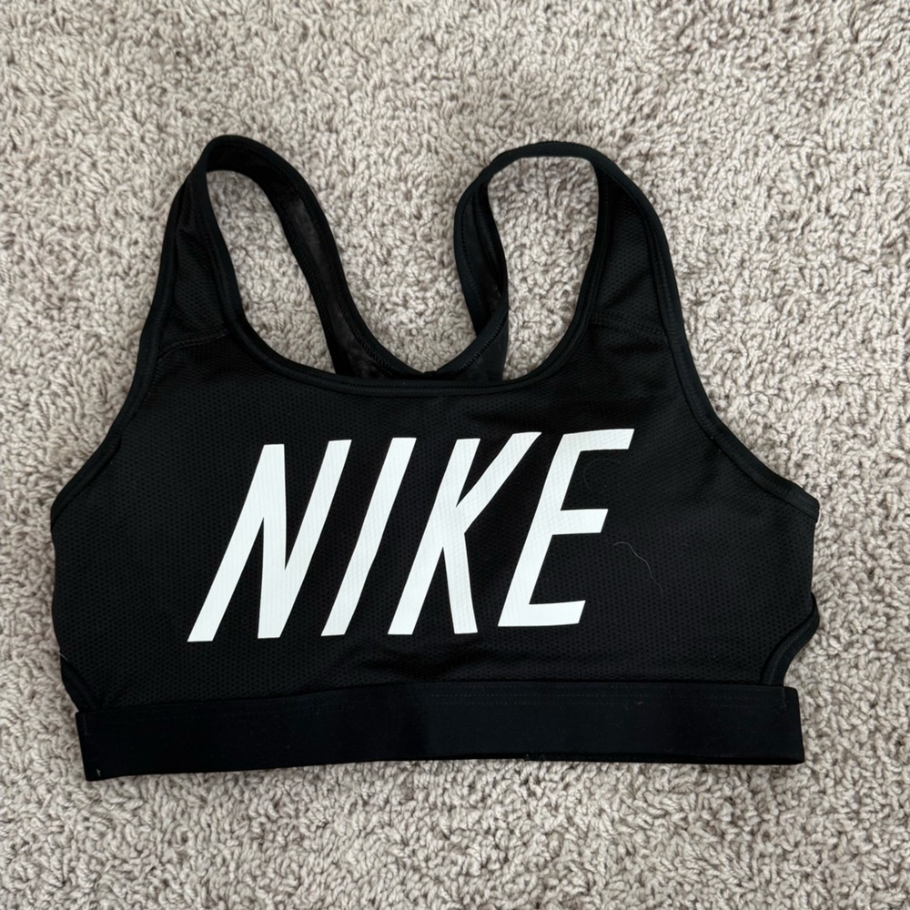 Nike sports bra S